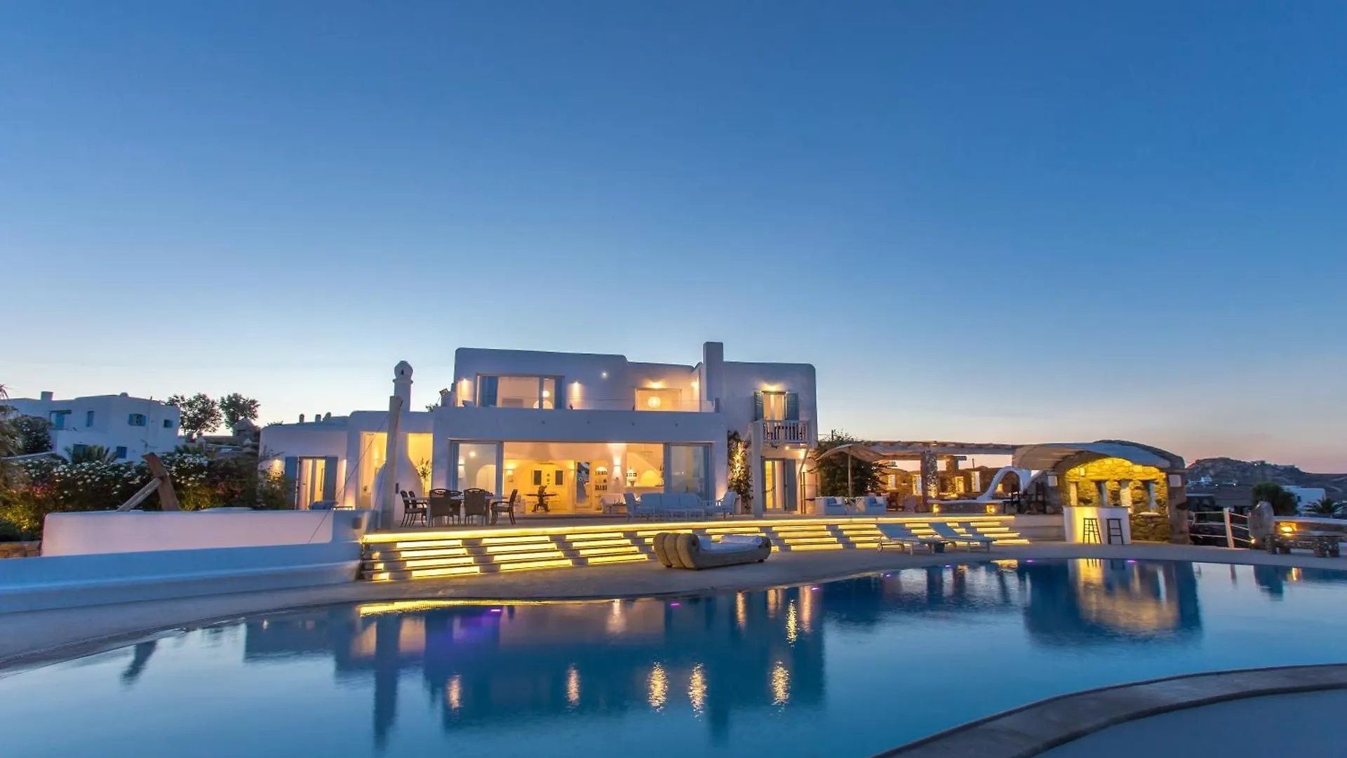 Spectacular Kalafatis Villa 5 Bedrooms Villa Vibhu Private Jacuzzis Infinity Pool